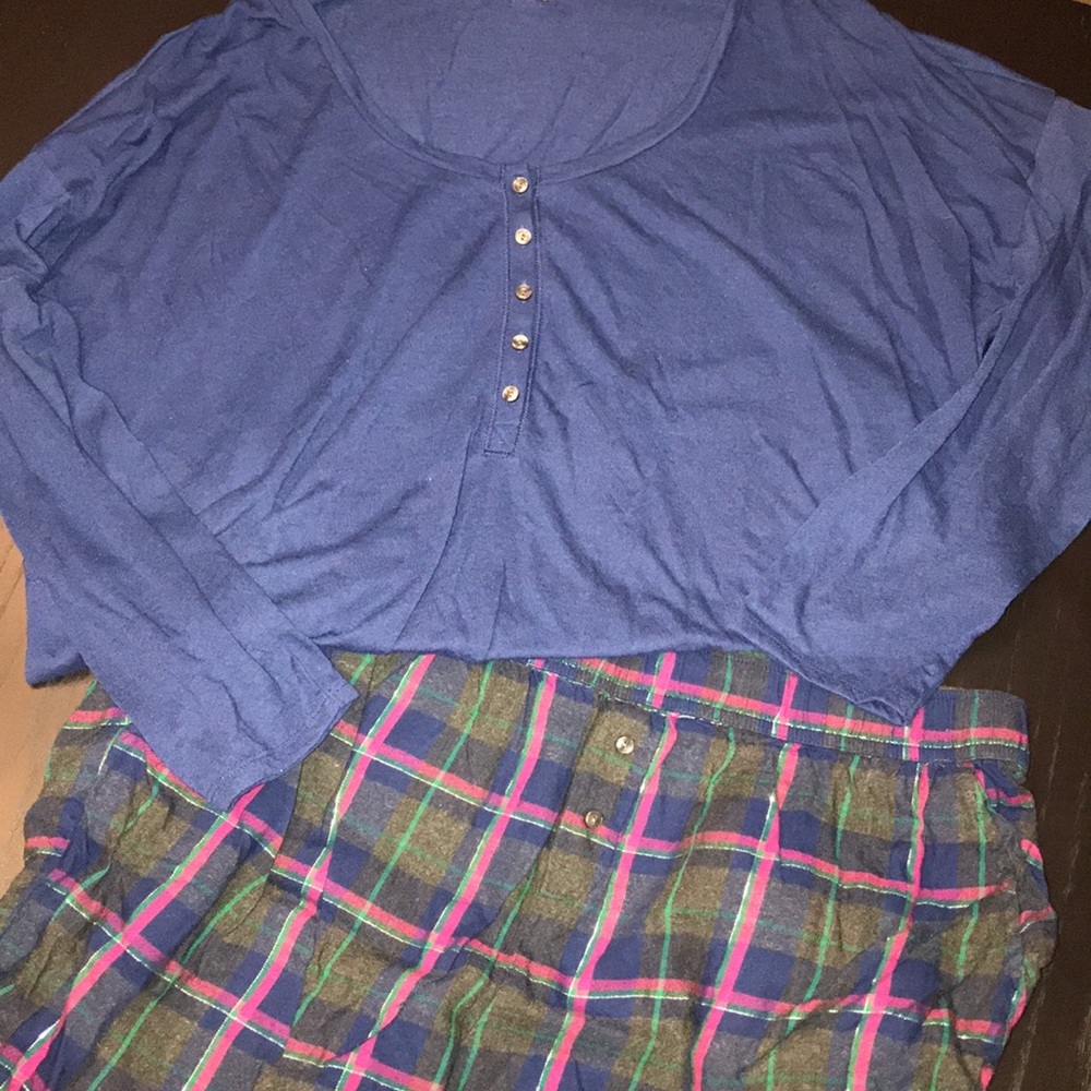EUC Victoria’s Secret Pajama Set
